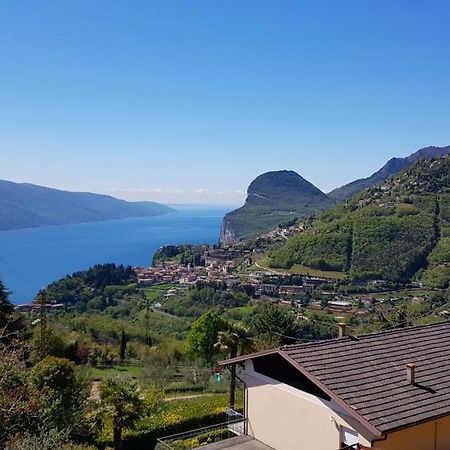 Casa Palanca 2 Balcony Lake View By Garda Domus Mea Tremosine Exterior photo